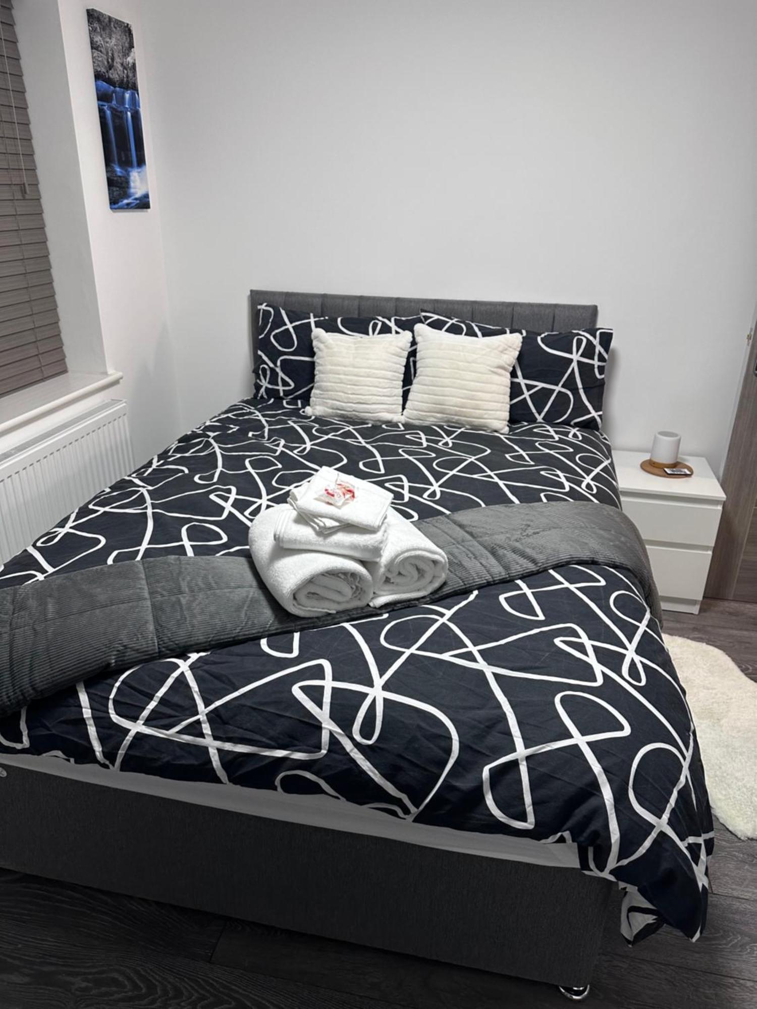 Stunning 2-Flat In Leicester! Eksteriør billede